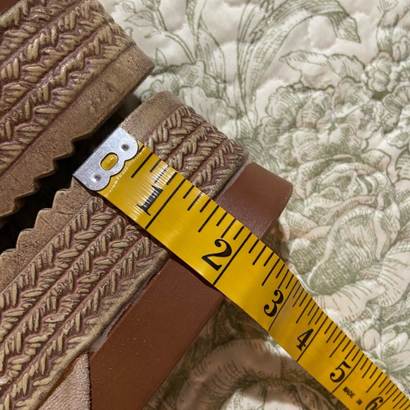 Forever Platform Sandals - Picture 4 of 6